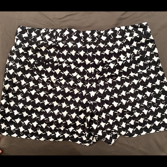 Theory shorts - Picture 2 of 5